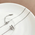 Jewelry wholesale Explosive Elegant Delicate Pearl Pendant Oval Chain Necklace